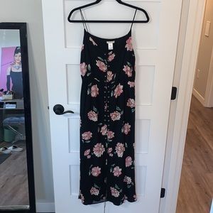 InTu Black Floral Maxi Dress w/Lace Up Front Small